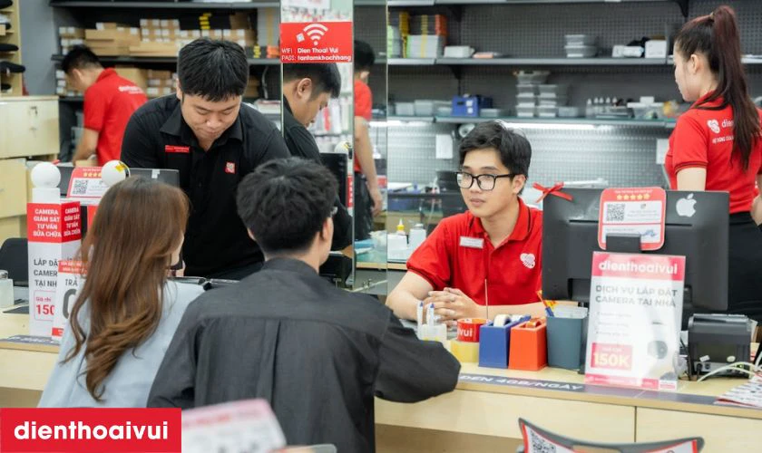Thay m&agrave;n h&igrave;nh laptop Lenovo Yoga Slim 7I Carbon 13ITL05 ch&iacute;nh h&atilde;ng, gi&aacute; tốt tại Điện Thoại Vui