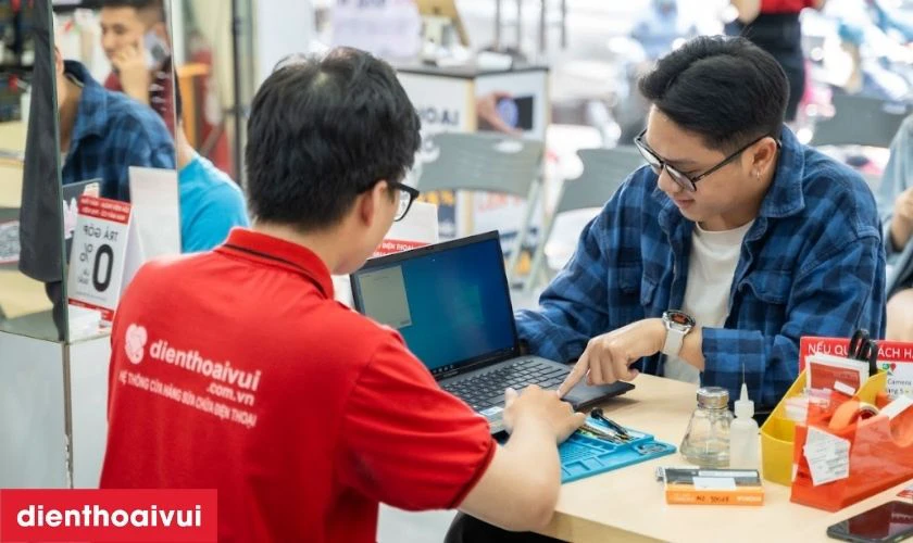 Bàn giao và hướng dẫn sử dụng