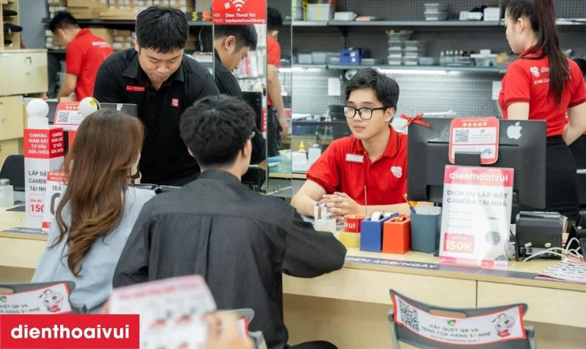 Thay màn hình laptop Toshiba Satellite C850 chính hãng, giá tốt tại Điện Thoại Vui