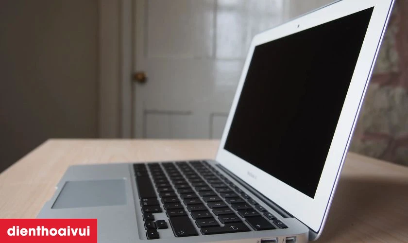 C&aacute;c lưu &yacute; sau khi thay m&agrave;n h&igrave;nh Macbook Air 2013