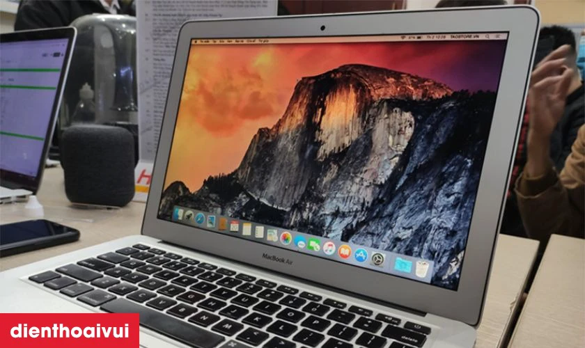 Lợi &iacute;ch khi chọn dịch vụ thay m&agrave;n h&igrave;nh Macbook Air 2014 chất lượng