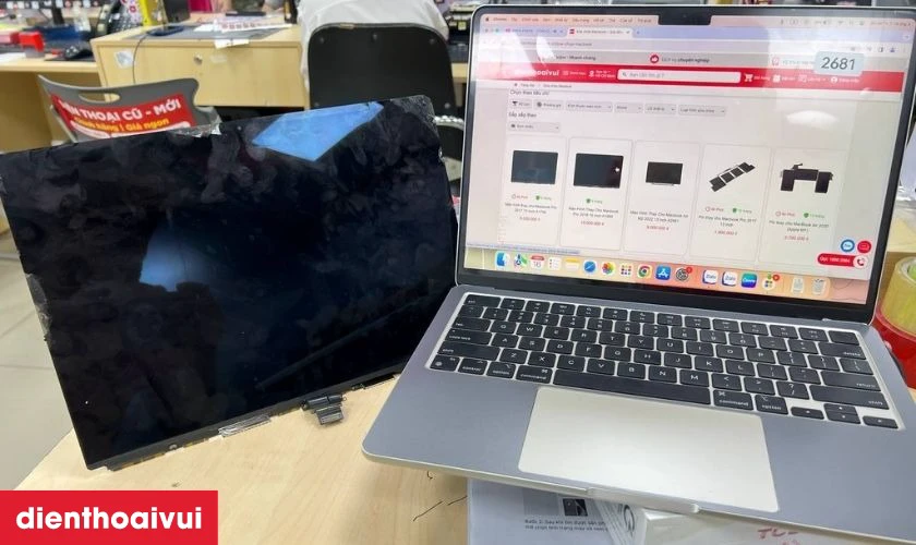 Quy tr&igrave;nh thay m&agrave;n h&igrave;nh Macbook Air 2024 M3 15 inch A3114 tại Điện Thoại Vui