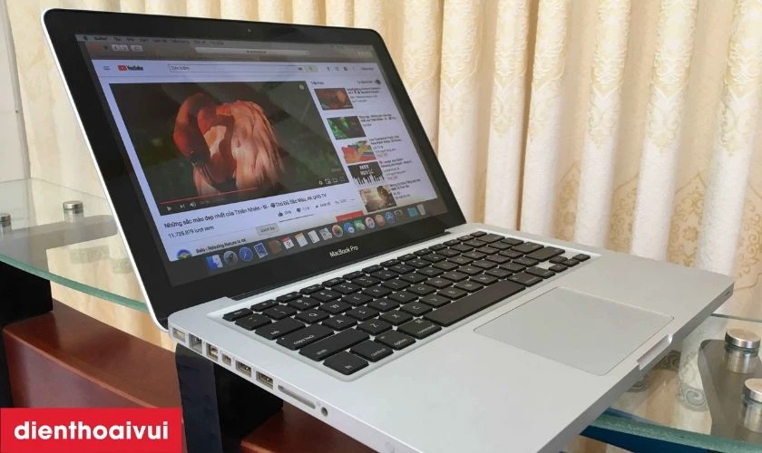 Lợi &iacute;ch khi thay m&agrave;n h&igrave;nh MacBook Pro 2010 mới