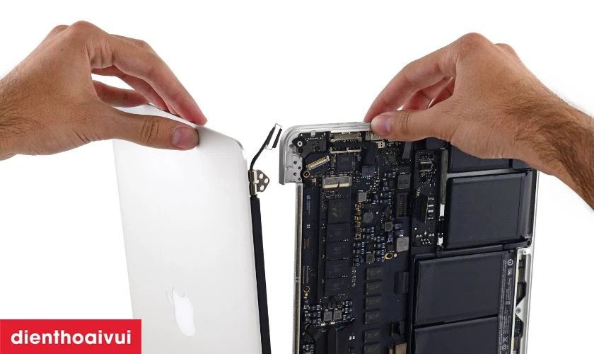 thay m&agrave;n h&igrave;nh MacBook Pro 2015