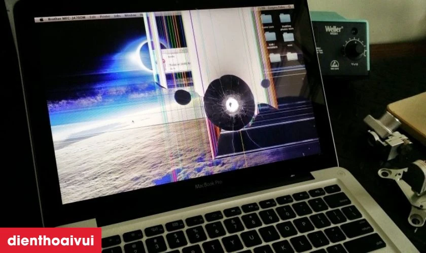 Thay m&agrave;n h&igrave;nh Macbook Pro 2015