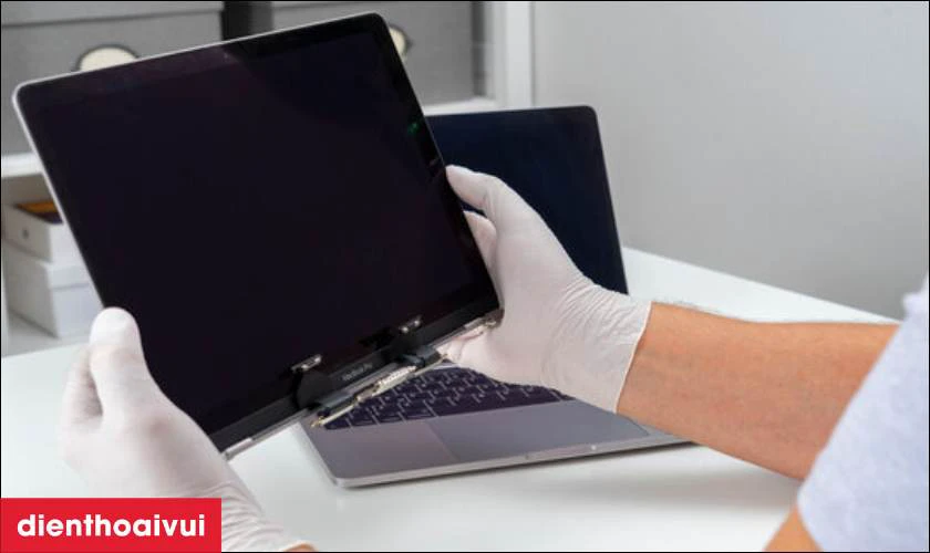 V&igrave; sao n&ecirc;n chọn thay m&agrave;n h&igrave;nh MacBook Pro 2019 16 inch A2141 m&agrave;n rời?