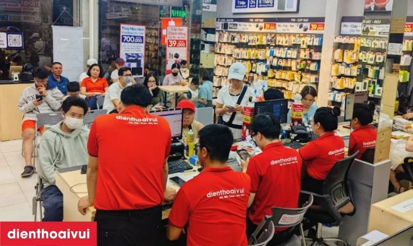 Vệ sinh v&agrave; lắp m&agrave;n h&igrave;nh GENA mới