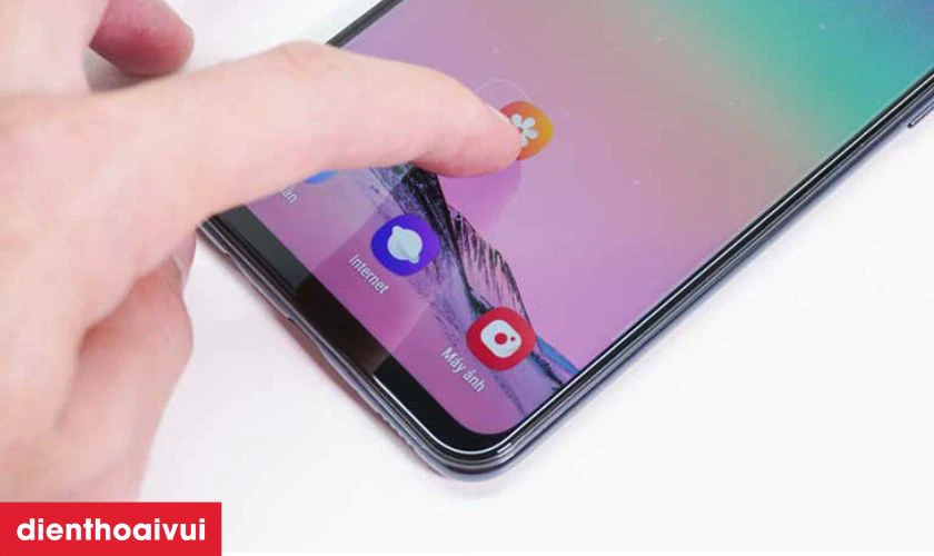 M&agrave;n h&igrave;nh bị liệt, loạn cảm ứng