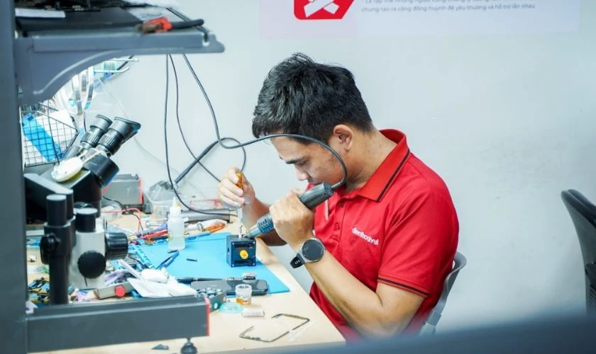 Yếu tố ảnh hưởng đến giá thay màn hình Nubia quận Thủ Đức
