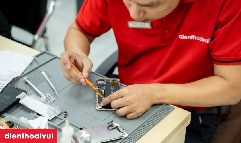 Quy tr&igrave;nh thay m&agrave;n h&igrave;nh OPPO A17k chuy&ecirc;n nghiệp lấy liền tại Điện Thoại Vui