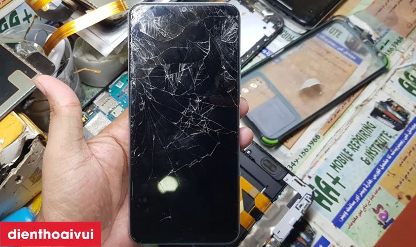Dấu hiệu cần thay m&agrave;n h&igrave;nh Oppo A3s