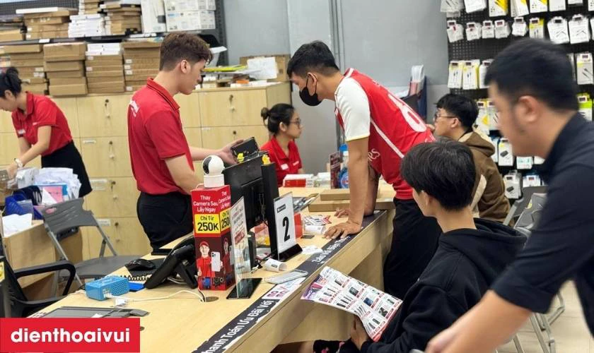 Quy tr&igrave;nh thay m&agrave;n h&igrave;nh Oppo A57e ch&iacute;nh h&atilde;ng GENA loại Pro chuy&ecirc;n nghiệp, lấy liền tại Điện Thoại Vui