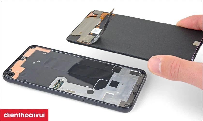 Có nên thay màn OPPO F5 Youth chính hãng Aries không?