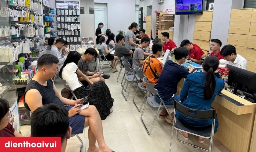 Tại sao n&ecirc;n thay m&agrave;n h&igrave;nh GENA loại Pro cho Oppo Find X6 tại Điện Thoại Vui?
