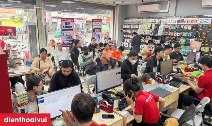 V&igrave; sao chọn thay m&agrave;n h&igrave;nh Oppo Reno 12 Pro tại Điện Thoại Vui?