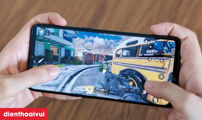 Có nên thay màn hình OPPO Reno 3 hãng Safety không