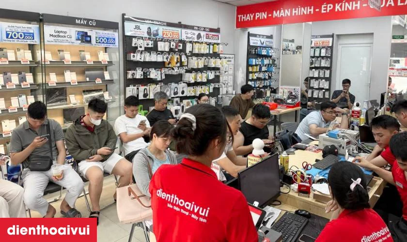 Tại sao n&ecirc;n thay m&agrave;n h&igrave;nh Realme C65S ch&iacute;nh h&atilde;ng GENA loại Pro tại Điện Thoại Vui?