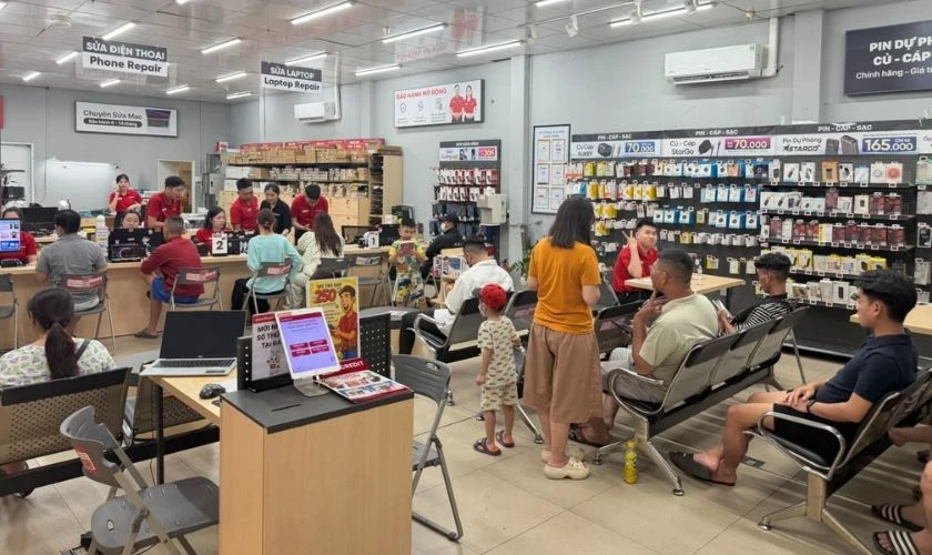 Ưu điểm khi thay màn hình Realme quận Bình Tân tại Điện Thoại Vui