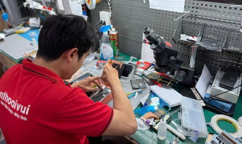 Tiêu chí lựa chọn địa chỉ thay màn hình Realme quận Tân Phú