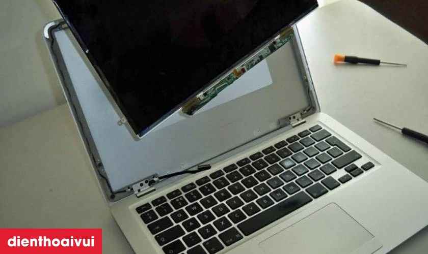 C&aacute;c lưu &yacute; sau khi thay m&agrave;n h&igrave;nh rời cho Macbook Air 13 inch 2012 A1466 ch&iacute;nh h&atilde;ng GEN A