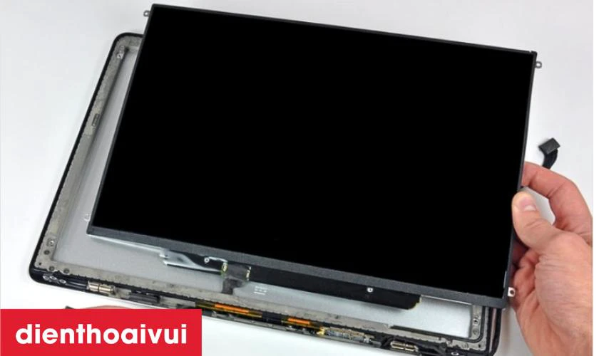 C&aacute;c lưu &yacute; sau khi thay m&agrave;n h&igrave;nh rời cho MacBook