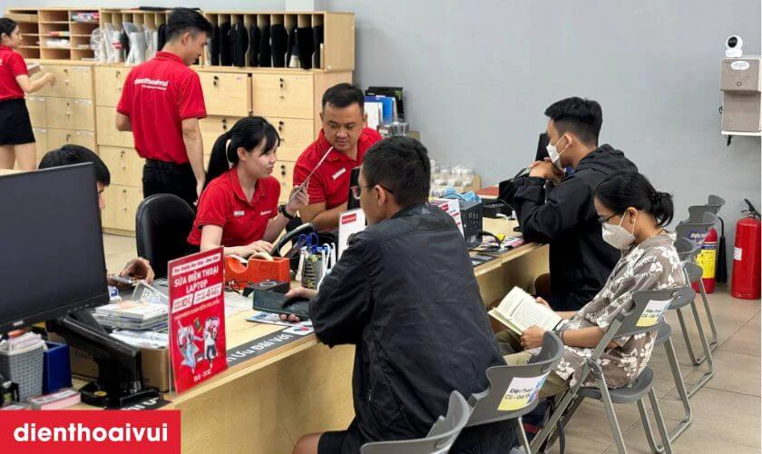 B&agrave;n giao lại m&aacute;y Samsung A51s sau khi sửa chữa