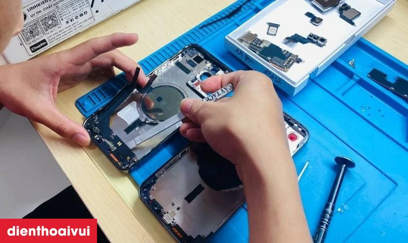 Thay m&agrave;n h&igrave;nh Samsung A72 c&oacute; l&agrave;m ảnh hưởng m&aacute;y kh&ocirc;ng?