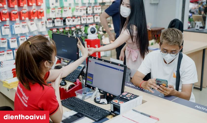Thay m&agrave;n h&igrave;nh Samsung Galaxy A04S loại A+ uy t&iacute;n