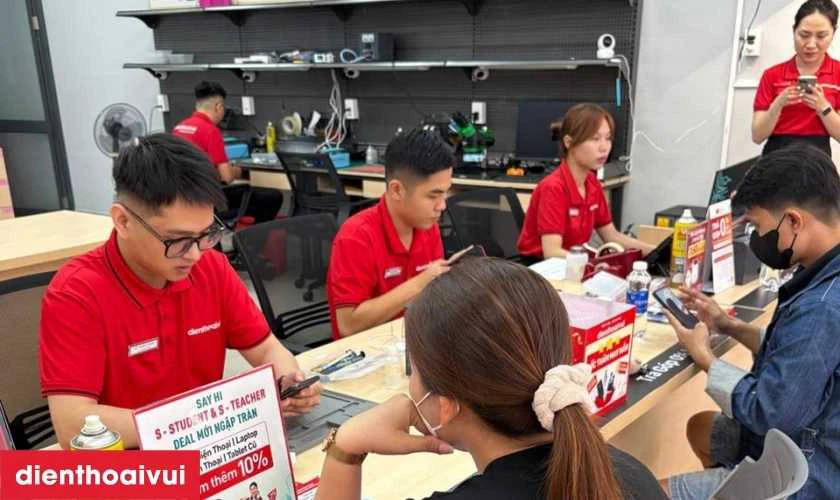 Thay m&agrave;n h&igrave;nh Samsung Galaxy A42 loại A+ ở đ&acirc;u uy t&iacute;n