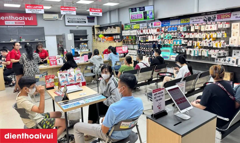 Dịch vụ thay m&agrave;n h&igrave;nh Samsung Galaxy A50 loại A+ lấy liền tại Điện Thoại Vui