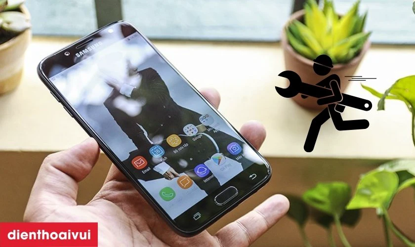 Thay m&agrave;n h&igrave;nh Samsung Galaxy J7 2018 loại A+ c&oacute; tốt kh&ocirc;ng