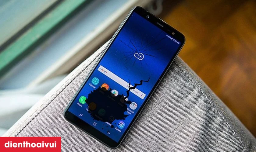 Khi n&agrave;o n&ecirc;n thay m&agrave;n h&igrave;nh mới cho điện thoại Samsung J8 2018