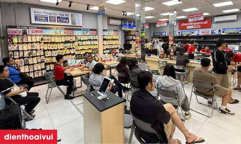 Dịch vụ thay m&agrave;n h&igrave;nh Samsung Galaxy M14 5G ch&iacute;nh h&atilde;ng GENA loại Pro lấy liền tại Điện Thoại Vui