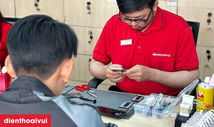 Kiểm tra, lắp r&aacute;p v&agrave; vệ sinh thiết bị