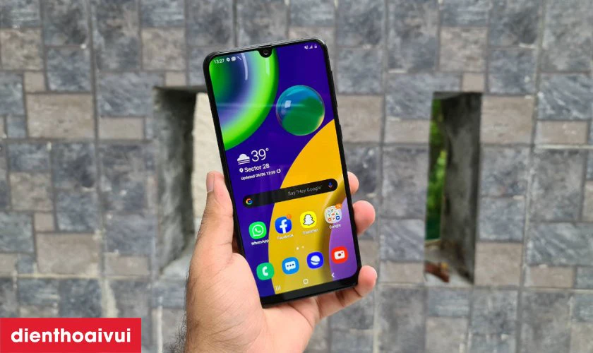 C&oacute; n&ecirc;n thay m&agrave;n h&igrave;nh Samsung Galaxy M21 ch&iacute;nh h&atilde;ng GENA loại A+ kh&ocirc;ng?