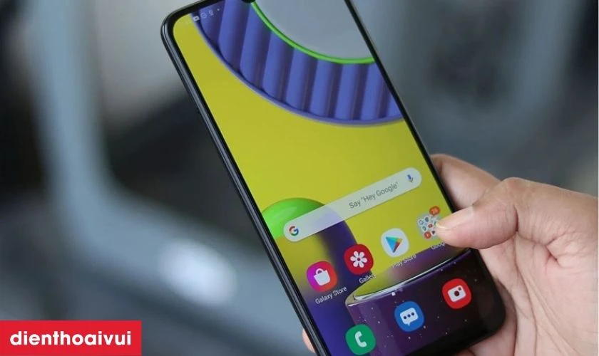 M&agrave;n h&igrave;nh GENA loại Pro thay cho Samsung Galaxy M31 c&oacute; tốt kh&ocirc;ng?