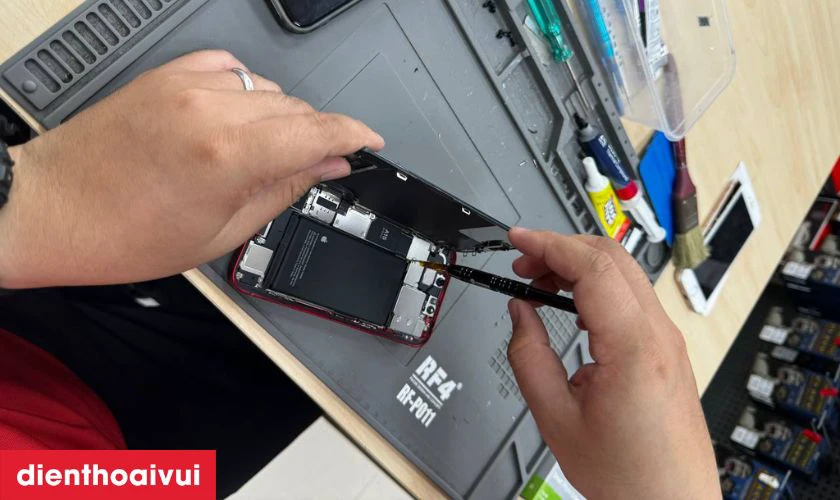 B&agrave;n giao thiết bị v&agrave; hướng dẫn bảo h&agrave;nh