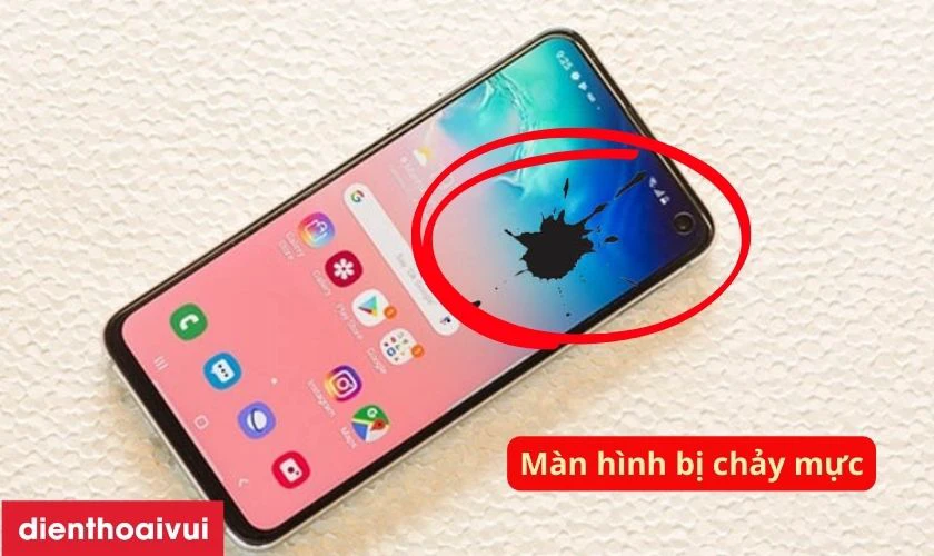 M&agrave;n h&igrave;nh bị chảy mực