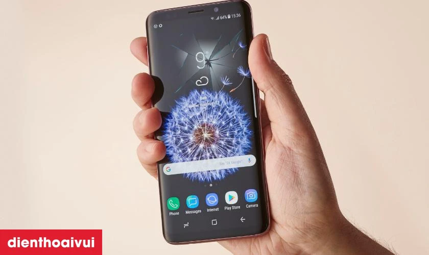 Dấu hiệu cần thay m&agrave;n h&igrave;nh Samsung S9