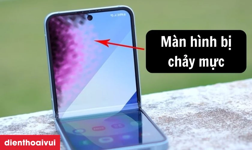 Các dấu hiệu bạn cần thay màn hình Samsung Galaxy Z Flip 7 FE mới