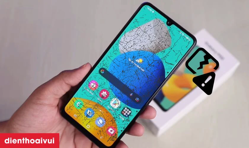 Dấu hiệu cần thay m&agrave;n h&igrave;nh Samsung M32