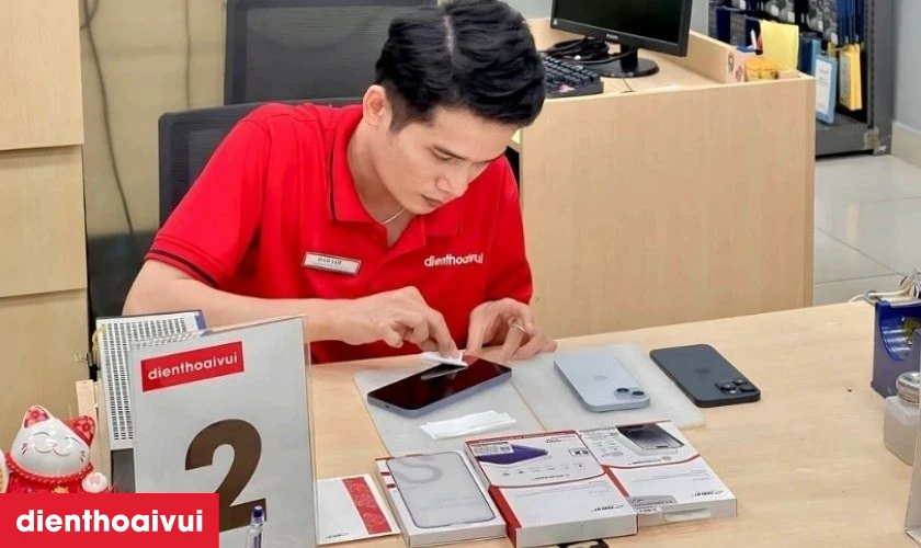 Dịch vụ thay m&agrave;n h&igrave;nh Samsung