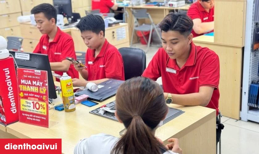 Dịch vụ thay m&agrave;n h&igrave;nh Samsung S21 ch&iacute;nh h&atilde;ng gi&aacute; cực ưu đ&atilde;i tại Điện Thoại Vui