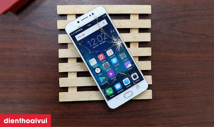 Trường hợp cần thay mặt k&iacute;nh Vivo 5S