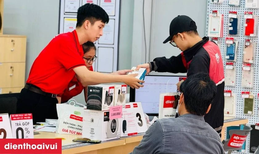 Dịch vụ thay m&agrave;n h&igrave;nh Vivo S10e ch&iacute;nh h&atilde;ng, lấy liền tại Điện Thoại Vui