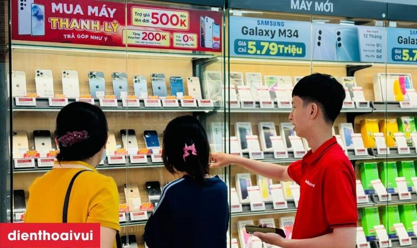 Dịch vụ thay m&agrave;n h&igrave;nh Vivo S12 Pro ch&iacute;nh h&atilde;ng, lấy liền tại Điện Thoại Vui