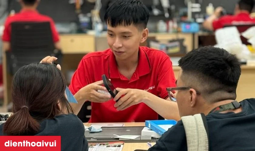 Thay màn hình Vivo V15 ở đâu uy tín?