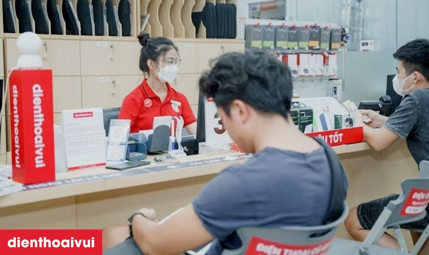 Quy tr&igrave;nh thay m&agrave;n h&igrave;nh Vivo X30 chuy&ecirc;n nghiệp lấy liền tại Điện Thoại Vui