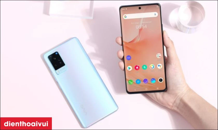 Giới thiệu m&agrave;n h&igrave;nh điện thoại Vivo X60