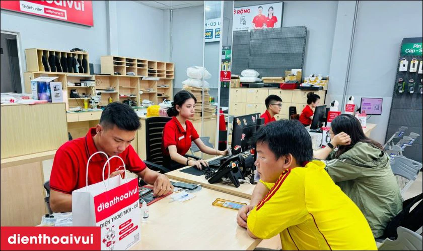 Quy tr&igrave;nh thay m&agrave;n h&igrave;nh Vivo X60 chuy&ecirc;n nghiệp lấy liền tại Điện Thoại Vui